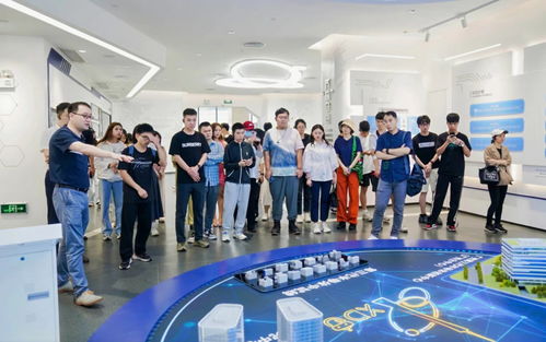 澳生黄埔研学行 以技术交流促湾区青年共融